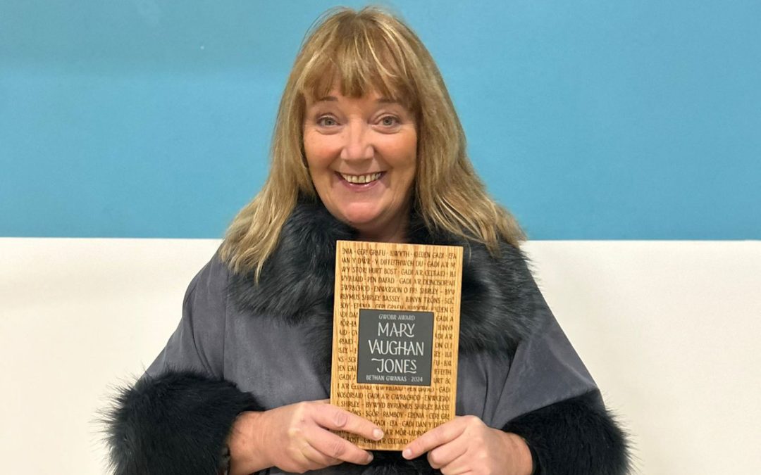 Cyhoeddi derbynnydd Gwobr Mary Vaughan Jones 2024