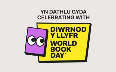 Dewis dillad cyfforddus i ddarllen ar Ddiwrnod y Llyfr® yng Nghymru